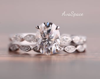 Oval Moissanite Engagement Ring Set 14K White Gold Solitaire Moissanite Ring Art Deco Diamond Wedding Band Bridal Ring Set Promise Ring