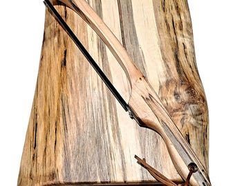 Ambrosia esdoorn strikmes met roestvrijstalen mes: zuurdesembrood, kaas en keukensnijder