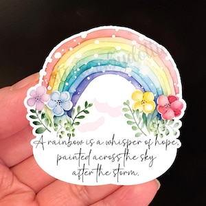 Naklejka winylowa RAINBOW OF HOPE | Inspirująca naklejka z motywującym cytatem do dzienników, laptopów, butelek na wodę | Prezent na poprawę samopoczucia | Motywujący