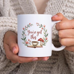 Motywacyjne | Ceramiczny kubek dla miłośników książek | Cottagecore Floral Mushroom Coffee Tea Cup Inspirujący Podnoszący na duchu prezent dla niej Prezent dla matki