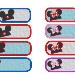 Puede incluir: Ocho etiquetas rectangulares con diseños bordados de Mickey Mouse y Minnie Mouse. Las etiquetas tienen bordes azules, rojos y morados. Las etiquetas están en blanco para la personalización.