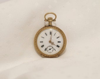 Art Nouveau 18k gold pocket watch with 8 diamonds