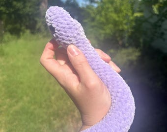 Serpiente de peluche hecha a mano personalizada, animal de peluche reptil, peluche inusual, amigurumi de ganchillo, regalo