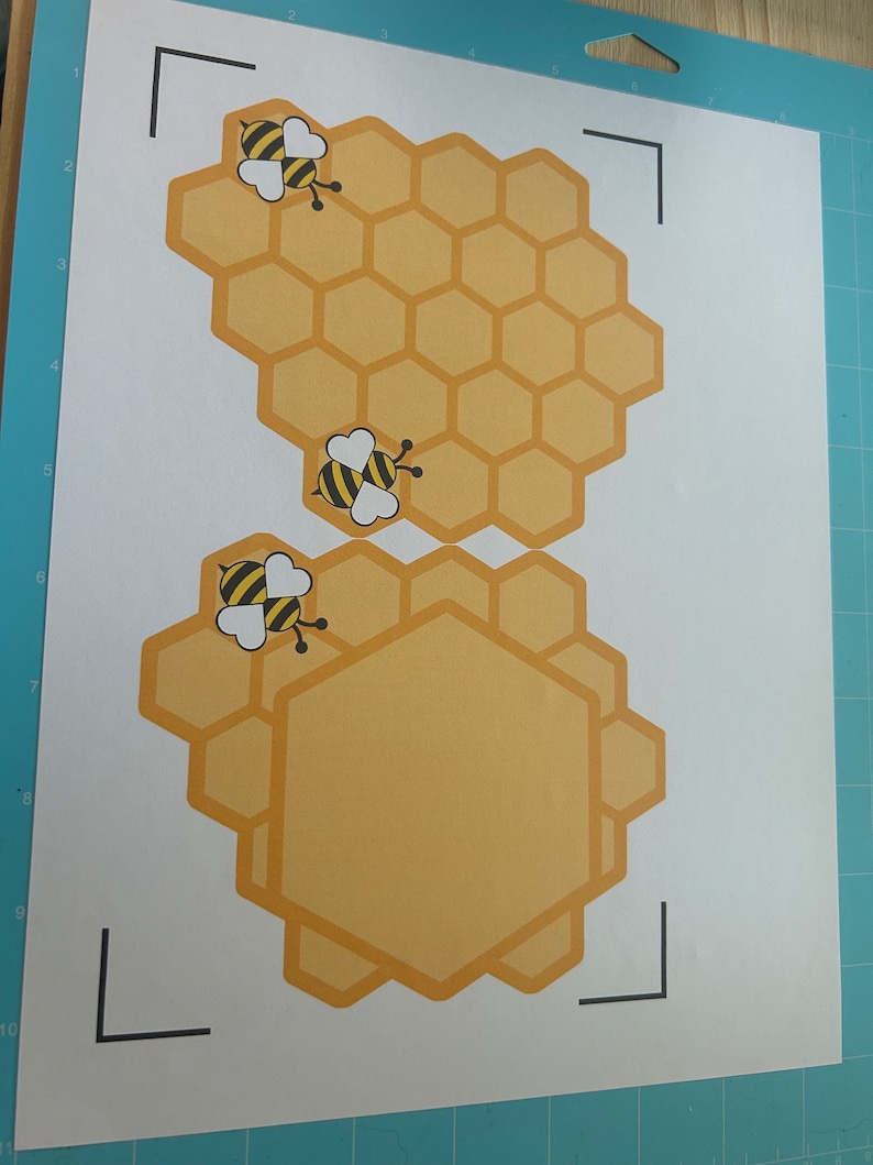 Bloc de notas artesanal con forma de panal de abeja. Bloc de notas adorable, ideal como regalo para estudiantes en la vuelta al cole. Accesorio de escritorio original para profesores. imagen 7