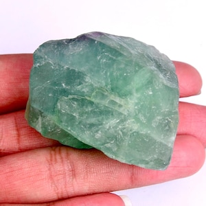 104 Gram Raw Green Fluorite Rough, Natural Fluorite Healing Crystal Gemstone Rough For Jewelry Making.