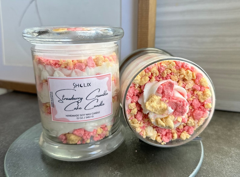 Strawberry Crumble Cake Candle image 2