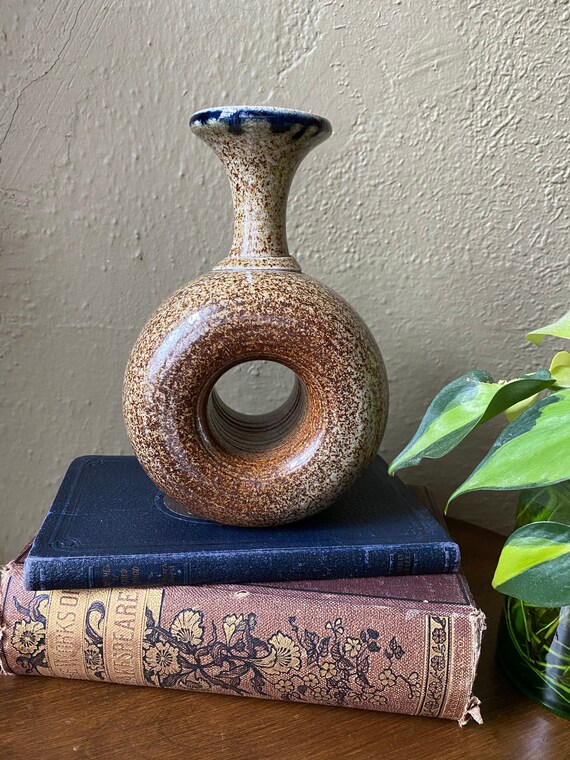 Vintage Tony Ledtje What Cheer Pottery Vase Etsy