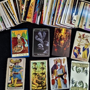 Une carte de tarot **physique**, tirée au sort et envoyée avec interprétation par la poste // Carte de tarot surprise mystère