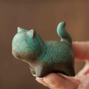 Chinese Yixing Zisha Tea Pet Statue, Carving Cat Image