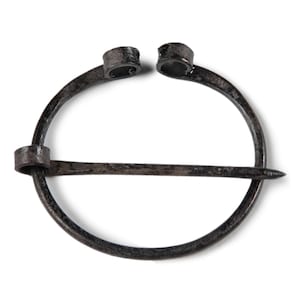 Black Viking Brooch (2 pieces) Meriones 3 cm Iron | Medieval Ring Brooch, Pin, Horseshoe Brooch | Medieval LARP Accessory