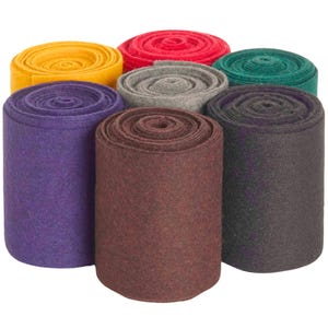 Medieval calf wraps leg wraps Winnigas Winingas Balder + brooches wool