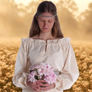 Medieval LARP blouse women&#39;s lacing cotton Carmen neckline natural beige Gotelinde | HEMAD