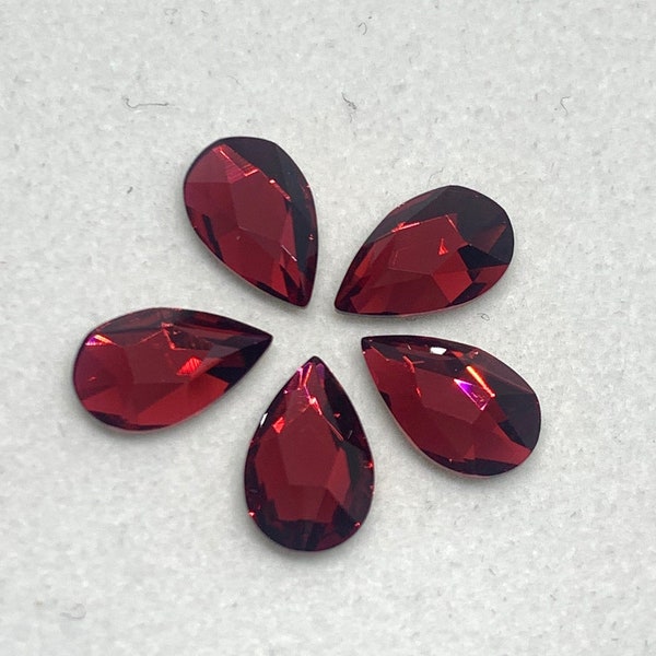 Swarovski 2303 (8X5)- Pear Shaped Flatback Crystal - Scarlet - Nail Art