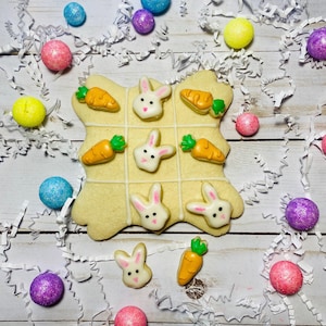 Ensemble d'emporte-pièces de Pâques tic tac toe