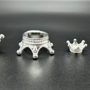 Crystal Ball Stand