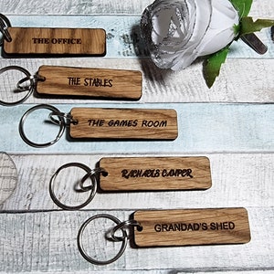 Personalised Any Text Engraved Wooden Keyrings Keychain For B&B Hotel AirBNB ect