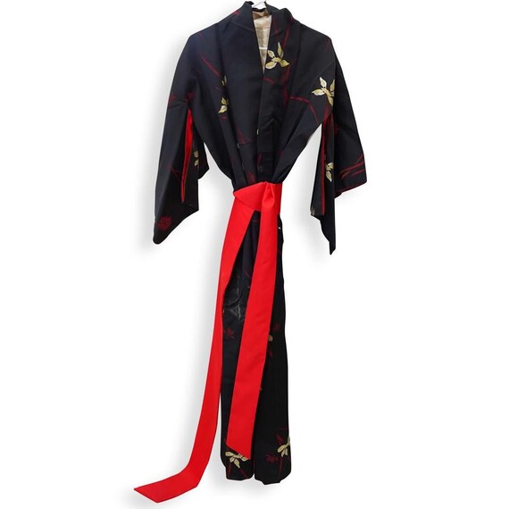 Japanese Luxury Silk Embroidered Kimono