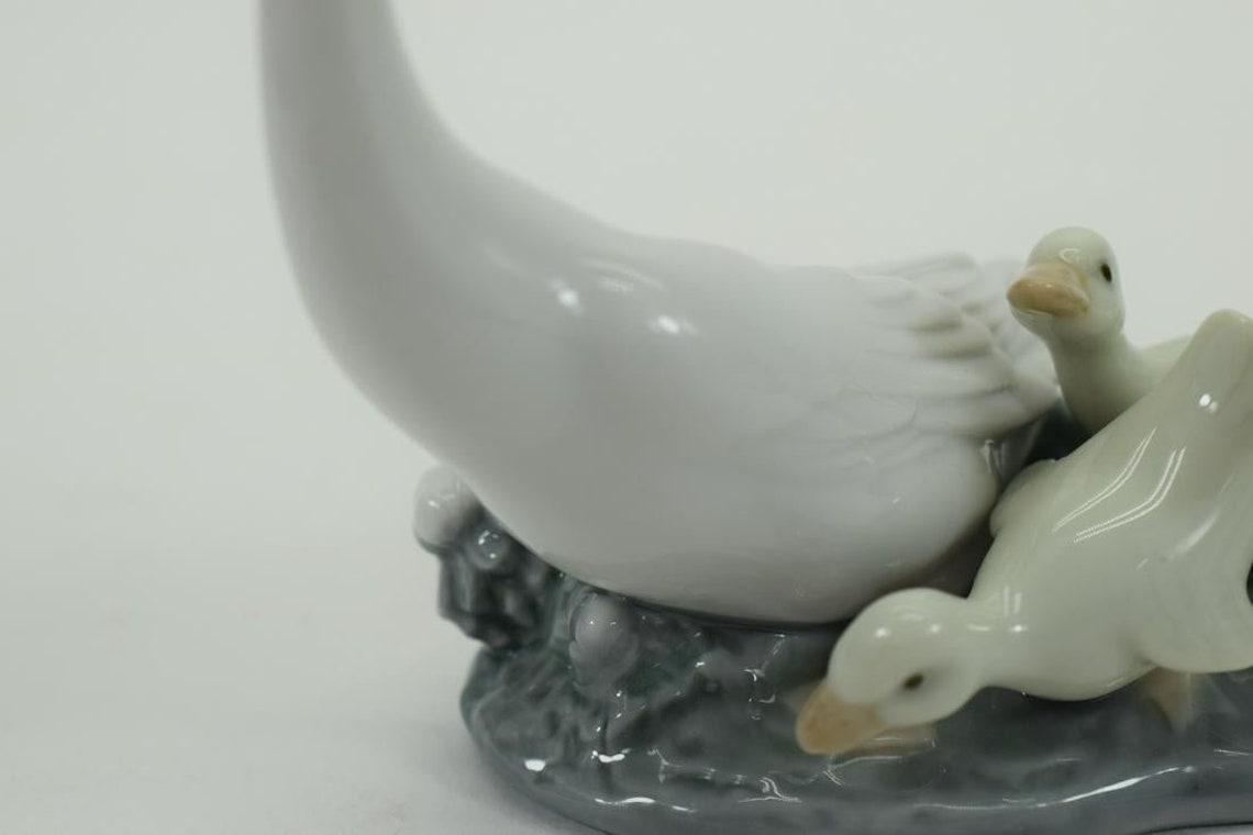 lladro mother duck and ducklings