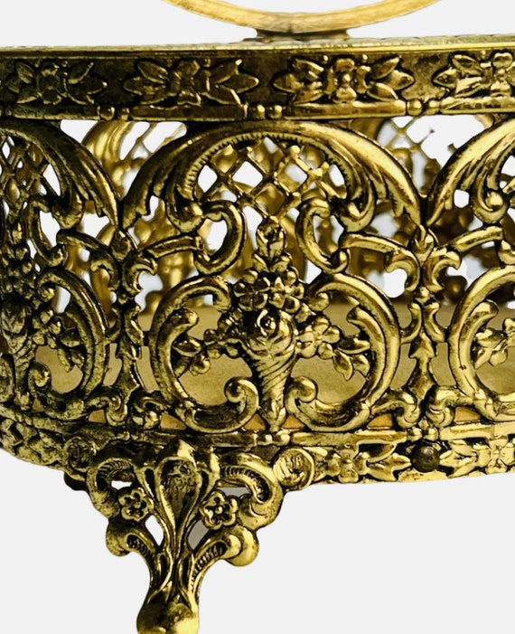 Vintage French Ormolu Filigree Brass Jewelry Box - image 3