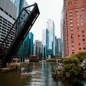 Kinzie Street Bridge, Downtown Chicago