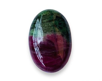 Ruby zoisite 100% natuurlijke edelsteen Uitstekende hoge kwaliteit Mooie verbazingwekkende edelsteen Grootte - 20x13x5MM karaat - 17,95 (en extra cadeau)