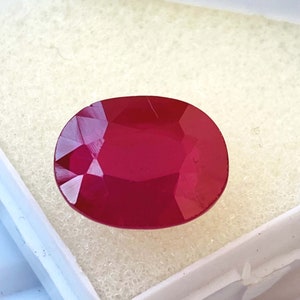 Red  Ruby!!!!! 100% Natural Beautiful Gemstone Excellent Cut High Quality Red Color Oval  Shape Size-12x9x6MM Cts-6.85and(extra gift)