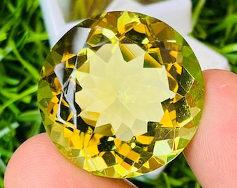 Outstanding!!!! Light Green Sapphire Gemstone. Round  Shape High quality pendant size gemstone. size-26x26x16MM carat-56.26 (and extra gift)
