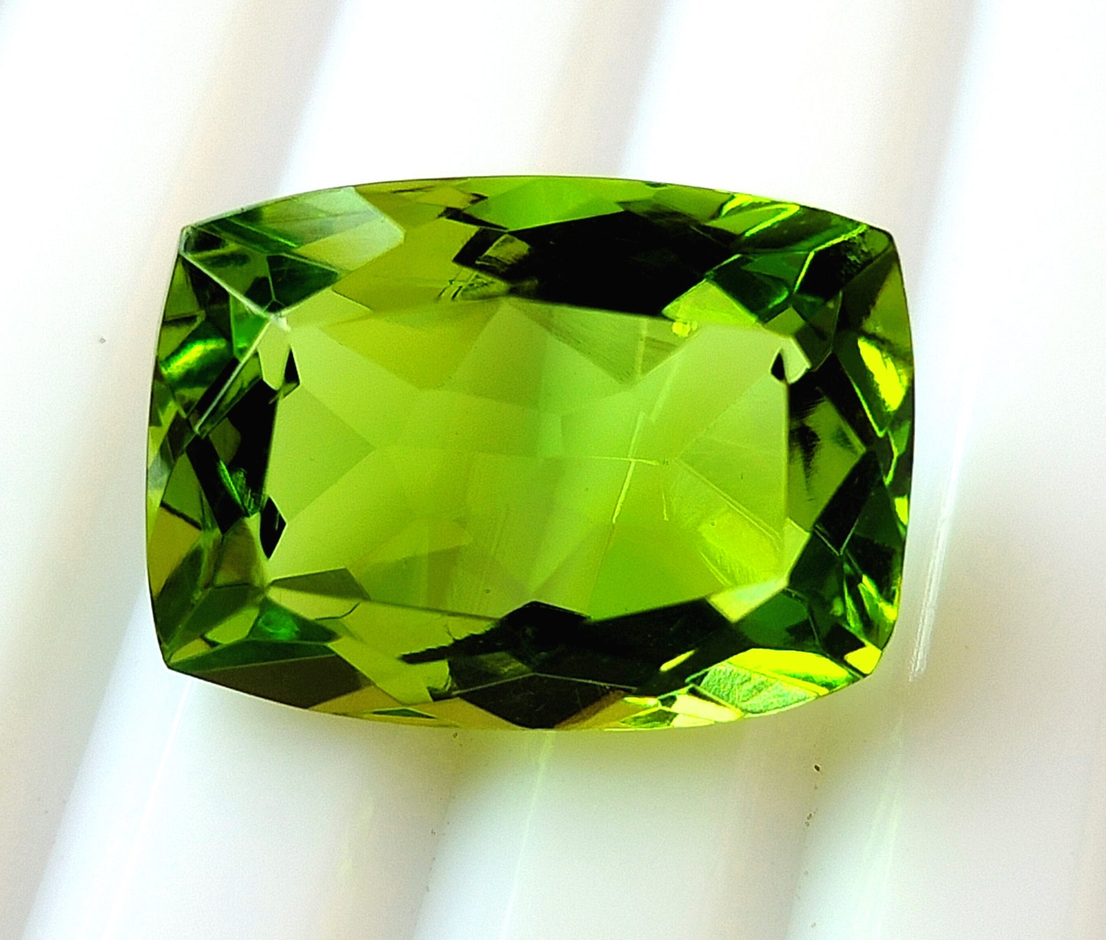 Grüne Topas Smaragd Form Edelstein A Edelstein schöne | Etsy