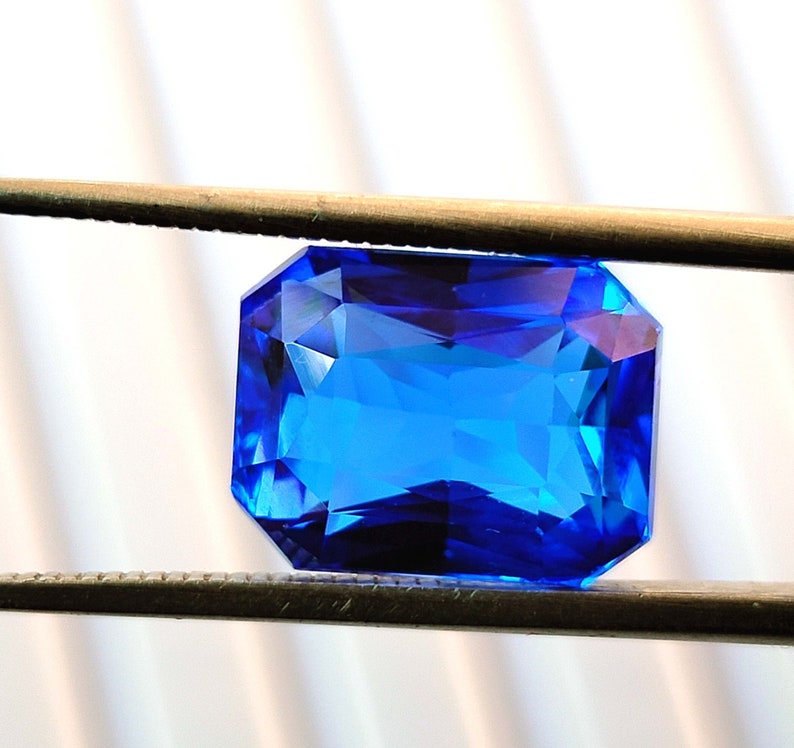 Blue Sapphire Loose Gemstone 9.70Cts Size 12x9x7 MM Cushion Shape Amazing cut Use For Jewellery Making Suppliers