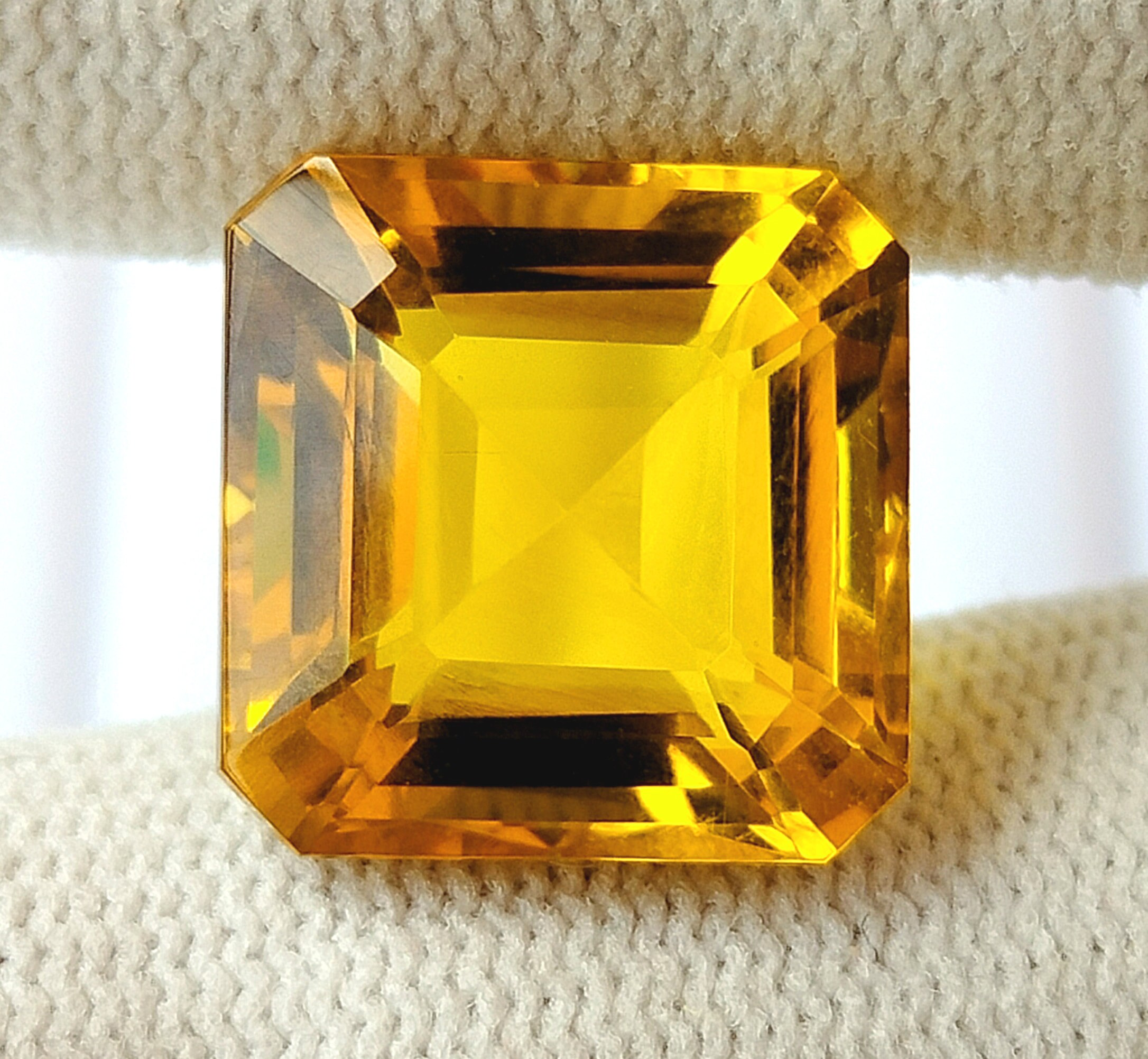 Yellow Sapphire Square Shape Excellent Ring Size Gemstone
