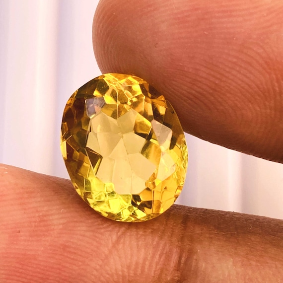 Topaz yellow shop color