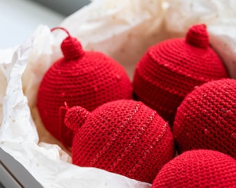 Classic Christmas ornaments - Crochet pattern