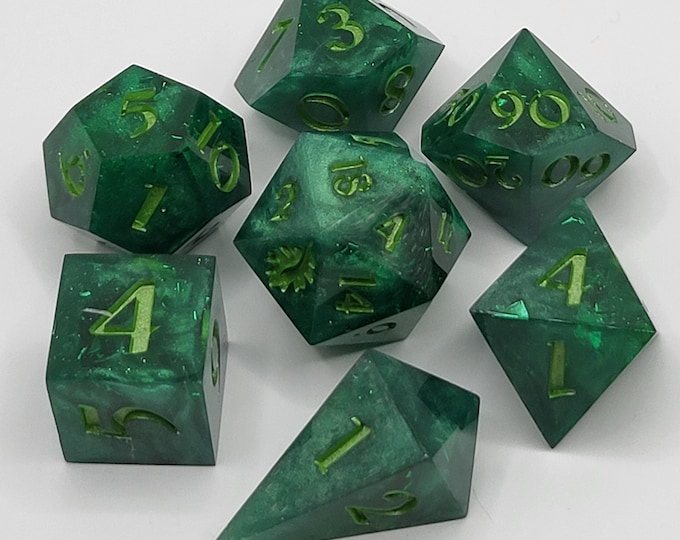 Moss Burrow - Handmade 7-Piece Sharp Edge Resin Dice Set