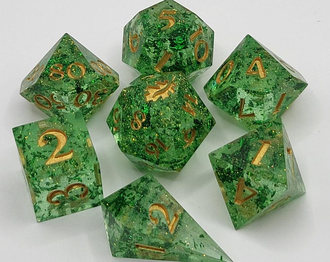 Luck and Gold - Handmade 7-Piece Sharp Edge Resin Dice Set