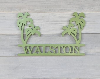 Arte de pared personalizado con palmeras, letrero con apellido de palmera tropical, letrero personalizado con corona de playa para decoración costera de casa de playa, letrero con nombre familiar