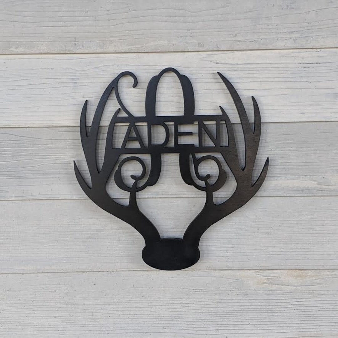 Wooden Antler Monogram: Personalized Family Name Sign - Etsy