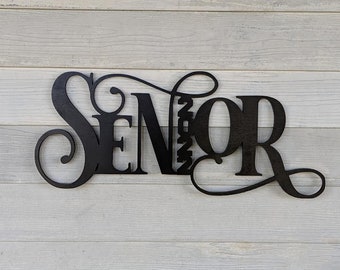 Letrero de madera para fotos de graduación de Senior 2022, accesorios para fotos de Senior, letrero de la Clase de 2022, accesorios para fotos de Senior, letrero para fotos de clase, letrero de graduación