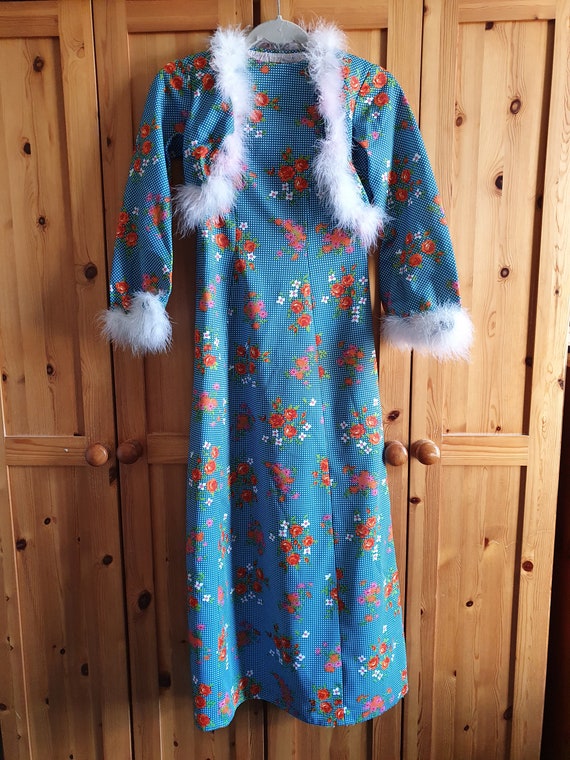 Unusual Vintage 1970s Homemade Soft Marabou Feathe