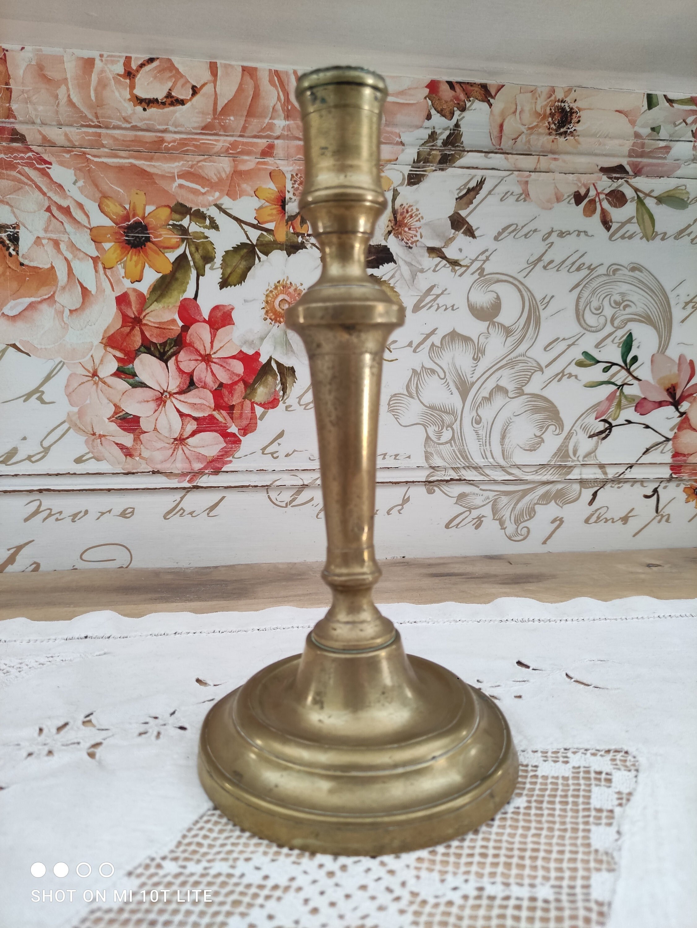 BOUGEOIR ANCIEN À poussoir en laiton époque et style Louis-Philippe EUR