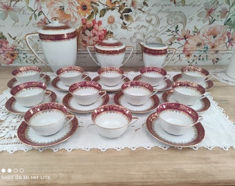 26-piece coffee service for 12 people in Limoges porcelain, burgundy decor and floral gilding