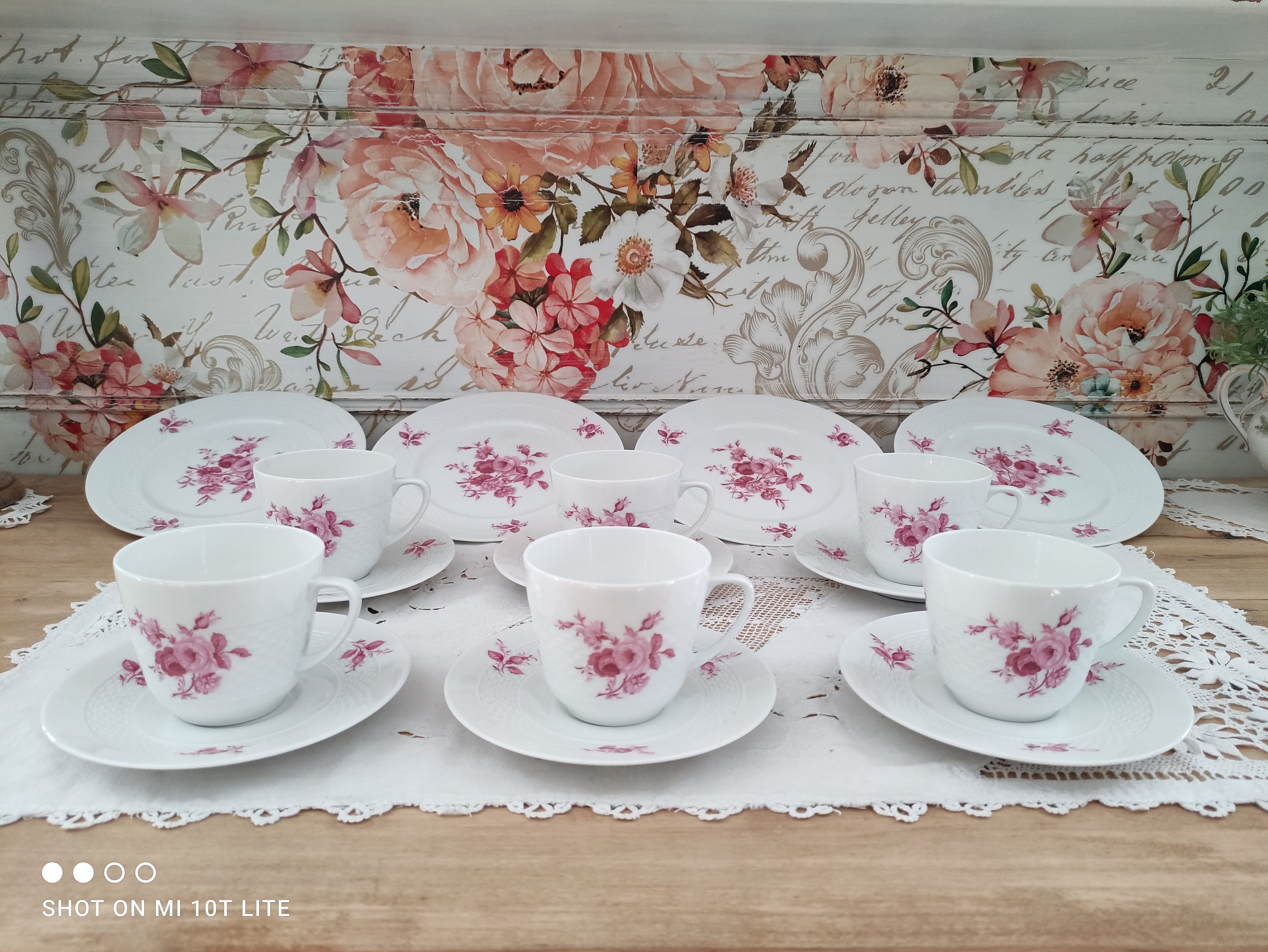 Lot de 6 Tasses à Café et Sous-Tasses 4 Assiettes Dessert en Porcelaine Bavaria Blanche Décor Roses 