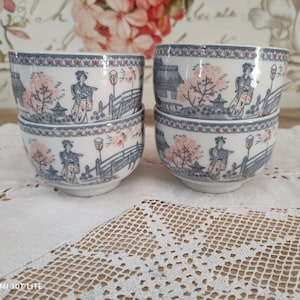 Juego de 4 tazas de té japonesas sin asas, decoración en azul pálido y rosa
