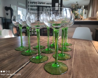 Set of 10 Alsatian wine glasses with high green base