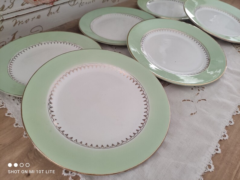 Set of 6 L'Amandinoise flat plates with water green marli and gold frieze image 3