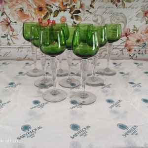 Juego de 9 copas de vino Saint-Louis sin sellar bebiendo verde Chartreuse