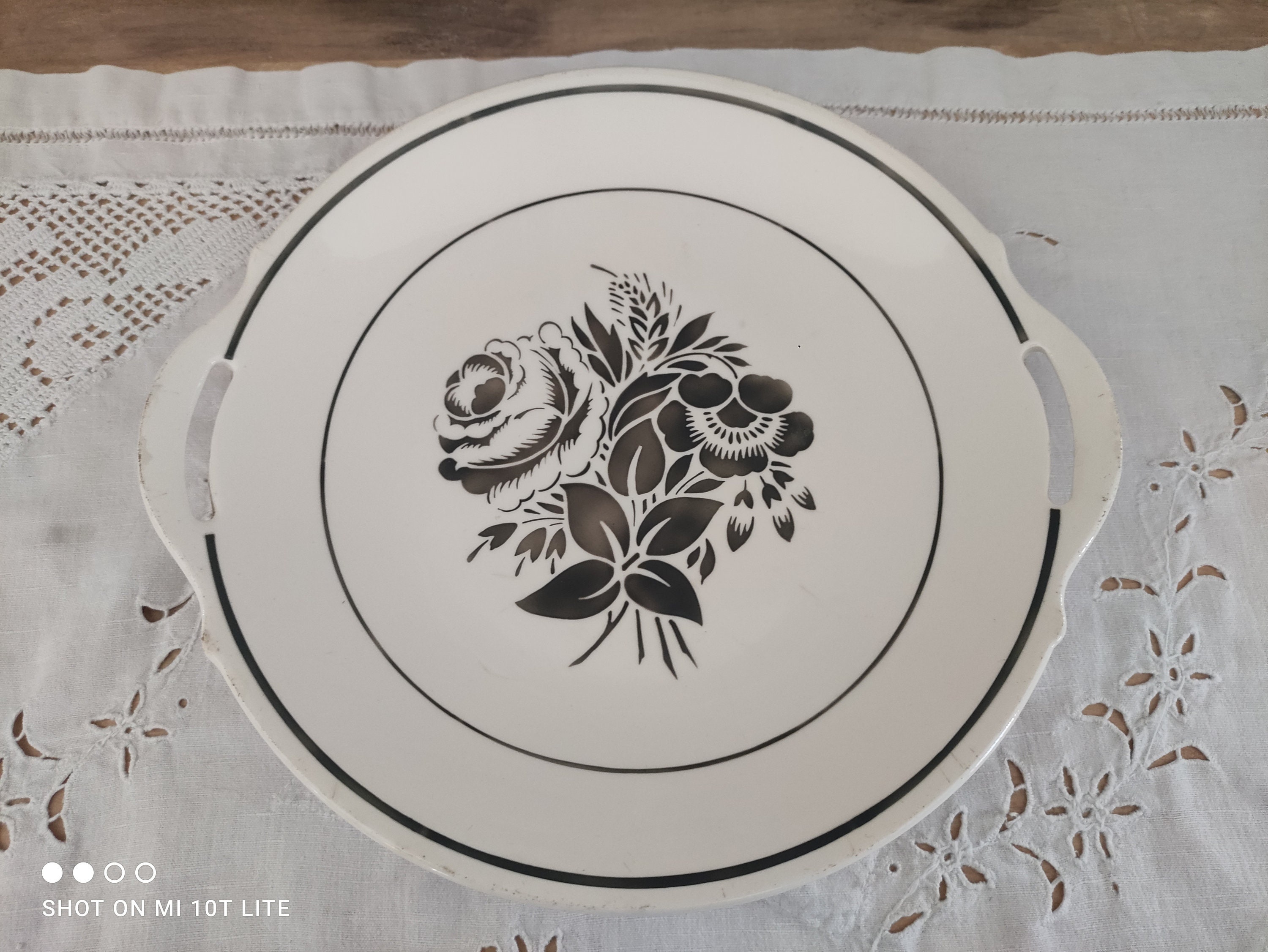 Plat à Tarte ou Gâteau 2 Anses en Faïence Ancienne Décor Roses Grises