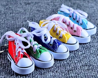 little converse shoe keychains