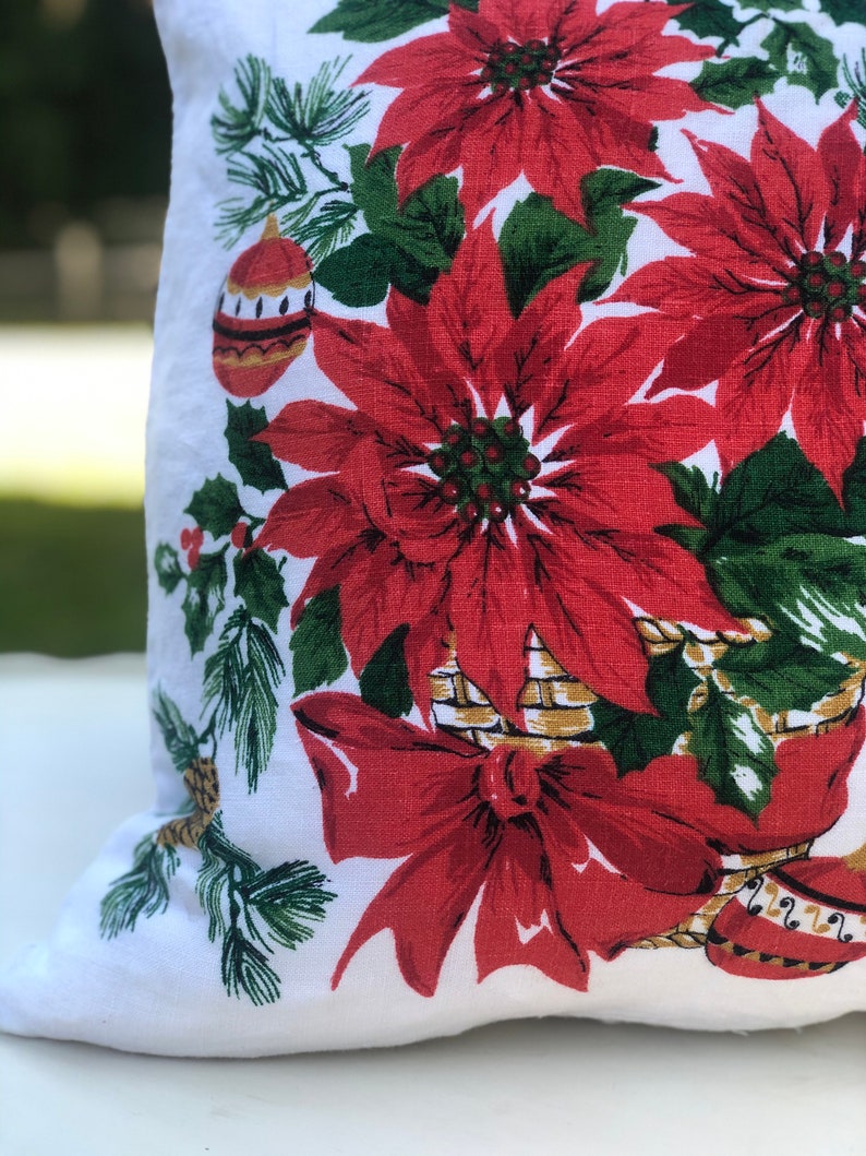 Vintage Christmas Pillow Cover image 2