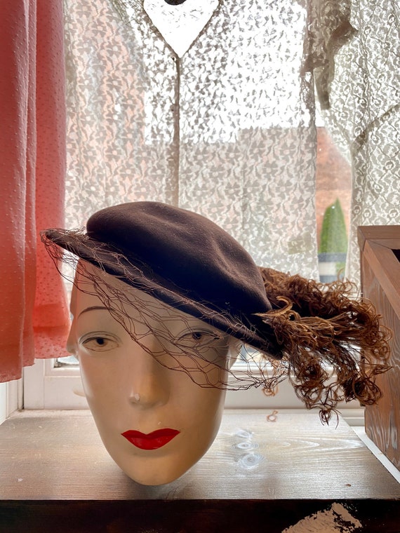 Vintage 30s Hat Ostrich Feather Net Colby - image 4