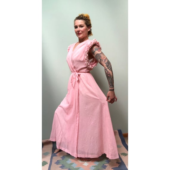 Vintage 1940s Swiss Dot Pink Cotton Dressing Gown